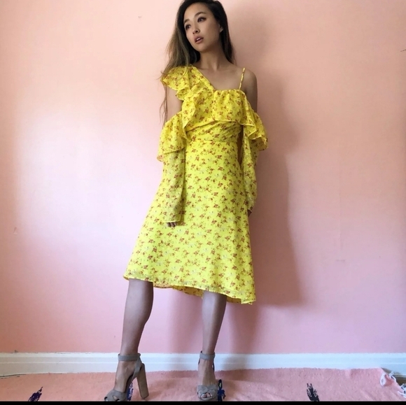 NWT ASOS Yellow Floral Midi Dress Cold Shoulder NWT Size 12